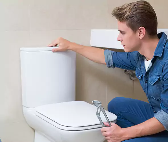 Expert Plumber for Toilet Replacement in Syracuse, NY: Schedule Affordable Toilet Replacement Services with Us