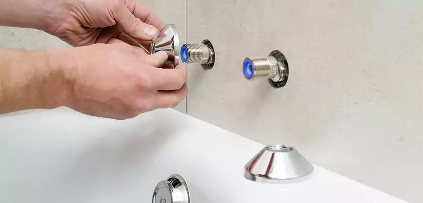 Bathtub Faucet Diverter Replacement in Syracuse